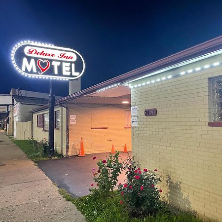 Deluxe Inn Motel Detroit Luaran gambar